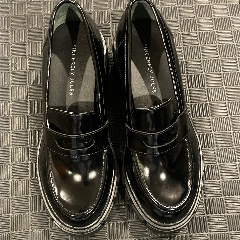 Sincerely Jules Glossy Black Chunky Penny Loafers